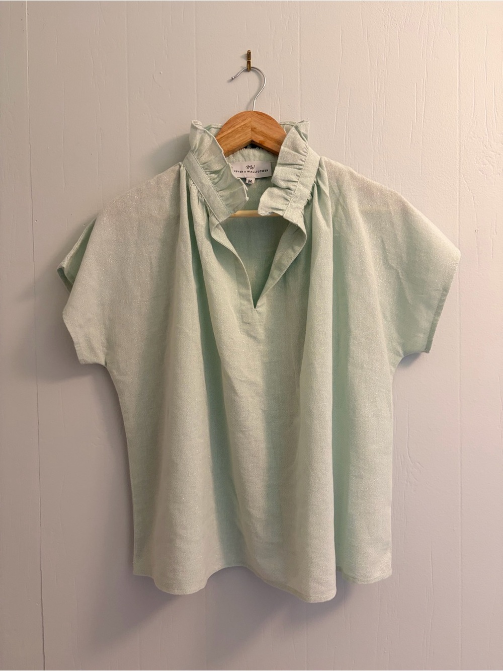 Never A Wallflower Vicki Size M Ruffle Collar Mint Metallic Shimmer Cotton